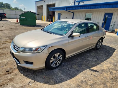 1HGCR2F31FA****** 2015 Honda Accord