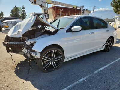 1HGCR2F58GA****** 2016 Honda Accord