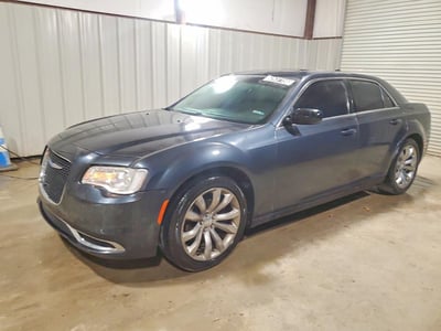 2C3CCAAG0JH****** 2018 Chrysler 300