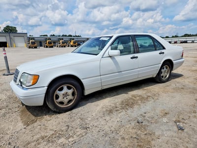 WDBGA51G8XA****** 1999 Mercedes-Benz S-Class