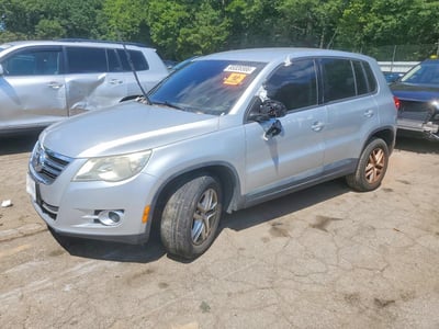 WVGAV7AX0BW****** 2011 Volkswagen Tiguan