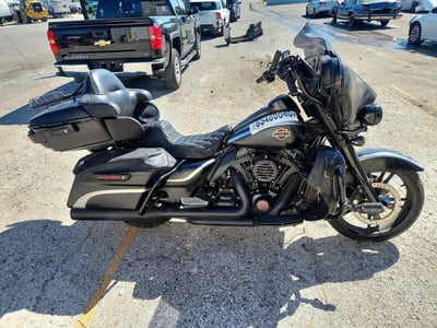 1HD1FCM11FB****** 2015 Harley-Davidson FLHTCUI