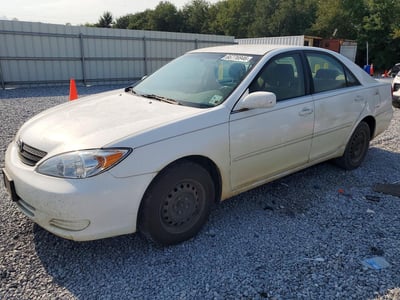 JTDBE32K820****** 2002 Toyota Camry