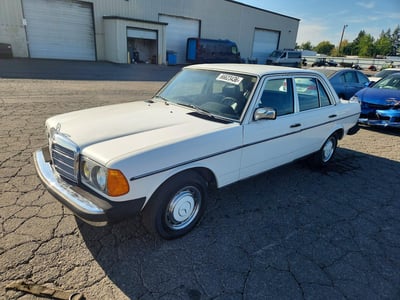 WDBAB23A7CB****** 1982 Mercedes-Benz 200 Series