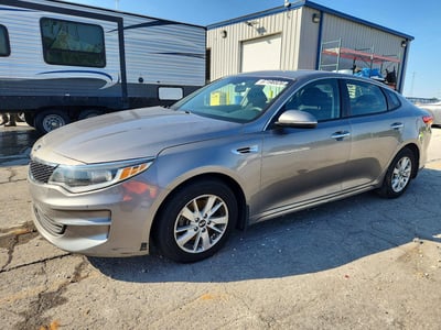5XXGT4L31HG****** 2017 Kia Optima
