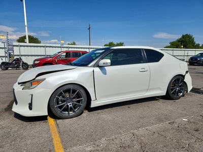 JTKJF5C72FJ****** 2015 Scion TC