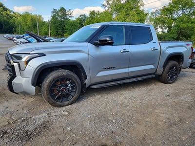 5TFWA5DB2SX****** 2025 Toyota Tundra