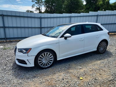 WAUTPBFFXGA****** 2016 Audi A3 E-tron