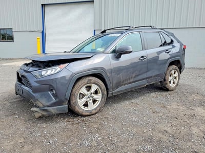 2T3P1RFV3MW****** 2021 Toyota RAV4