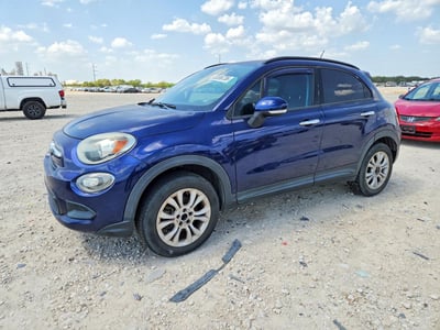 ZFBCFYBT8GP****** 2016 Fiat 500X