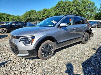 KNDCR3L12P5****** 2023 Kia Niro