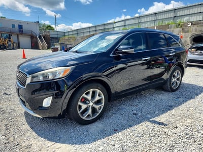 5XYPK4A59GG****** 2016 Kia Sorento