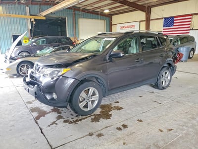 JTMRFREVXFJ****** 2015 Toyota RAV4