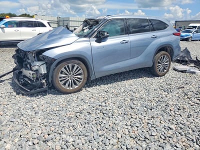 5TDFARAH5MS****** 2021 Toyota Highlander