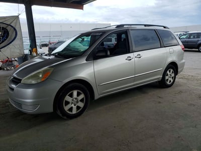 2004 Toyota Sienna