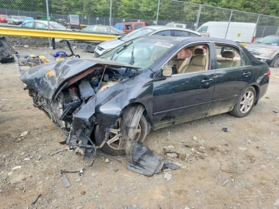 1HGCM66574A****** 2004 Honda Accord