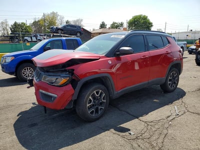 3C4NJDDB9JT****** 2018 Jeep Compass