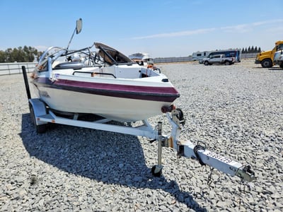 BCP0511***** 2000 Calabria Genuine Ski Boats Boat