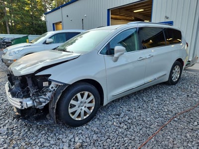 2C4RC1EGXHR****** 2017 Chrysler Pacifica