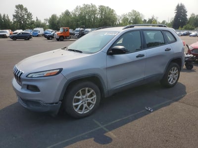 1C4PJLAB7GW****** 2016 Jeep Cherokee