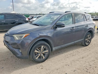 JTMWFREV0HJ****** 2017 Toyota RAV4