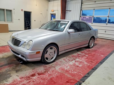WDBJF74JX1B****** 2001 Mercedes-Benz E-Class