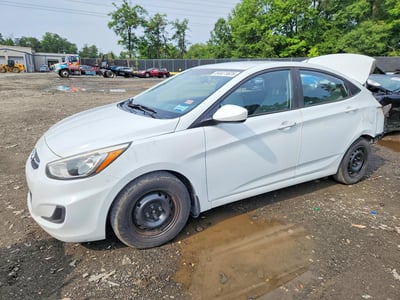 KMHCT4AE3GU****** 2016 Hyundai Accent