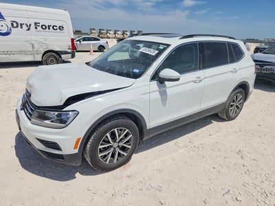 3VV3B7AXXMM****** 2021 Volkswagen Tiguan