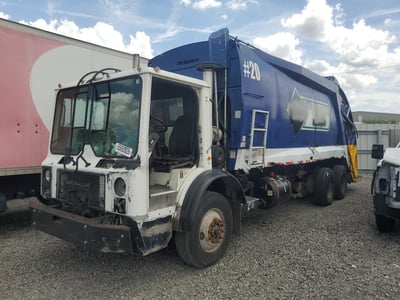 1M2K189C67M****** 2007 Mack Mr690s