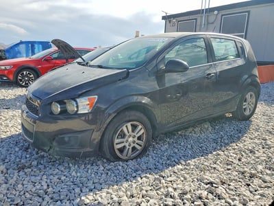 1G1JC6SH5F4****** 2015 Chevrolet Sonic