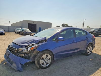 3KPFL4A7XJE****** 2018 Kia Forte