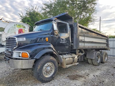 2FZHAWDJ46A****** 2006 Sterling L8500 Series