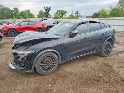 ZN661YUL0HX****** 2017 Maserati Levante