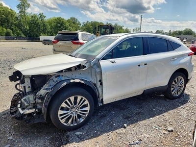 JTEAAAAH5MJ****** 2021 Toyota Venza