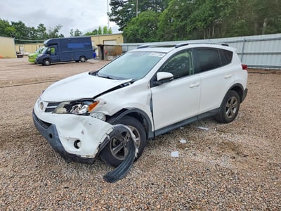 JTMWFREVXFD****** 2015 Toyota RAV4