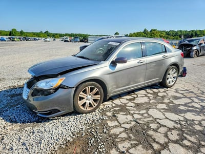 1C3CCBAB2DN****** 2013 Chrysler 200