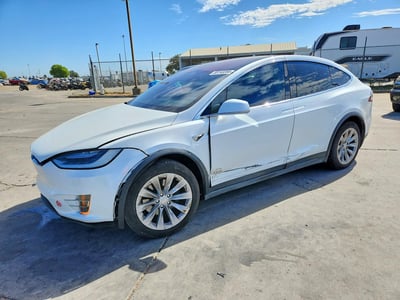 5YJXCAE27GF****** 2016 Tesla Model X