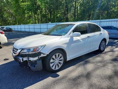 1HGCR2F8XEA****** 2014 Honda Accord