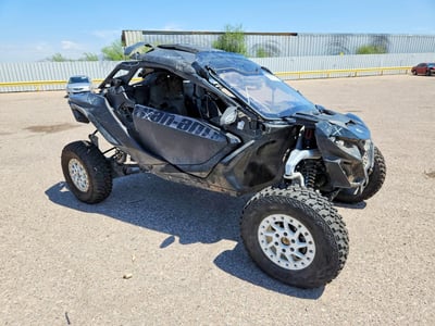 3JB8XAT4XRE****** 2024 Can-Am Maverick R