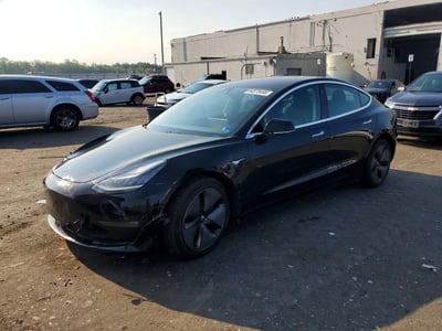 5YJ3E1EB8JF****** 2018 Tesla Model 3