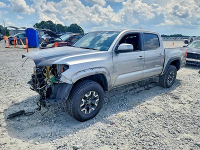5TFCZ5AN1JX****** 2018 Toyota Tacoma