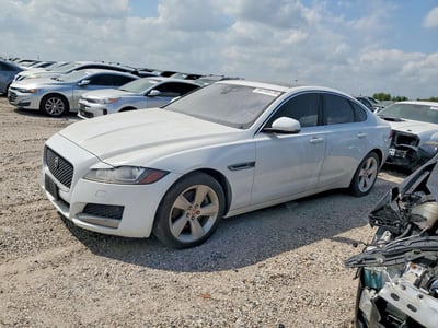SAJBR4FX7JC****** 2018 Jaguar XF