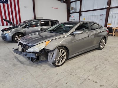 5NPEC4AC7EH****** 2014 Hyundai Sonata