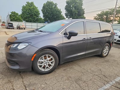 2C4RC1CG0PR****** 2023 Chrysler Voyager