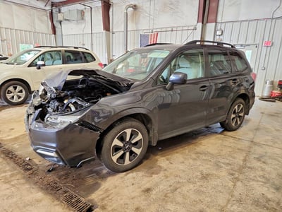 JF2SJAEC6JG****** 2018 Subaru Forester