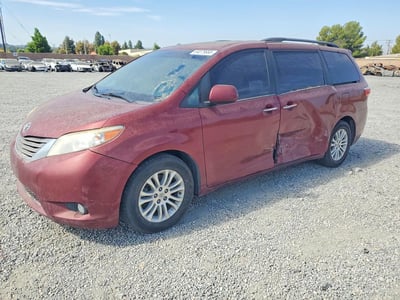 2016 Toyota Sienna