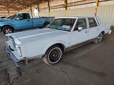 1LNBP96F5EY****** 1984 Lincoln Town Car