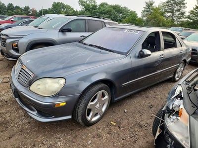 WDBNG84JX6A****** 2006 Mercedes-Benz S-Class