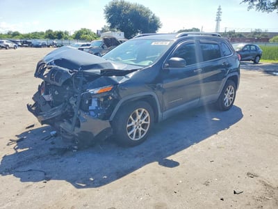 1C4PJLCB5GW****** 2016 Jeep Cherokee