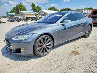 5YJSA1AC9DF****** 2013 Tesla Model S